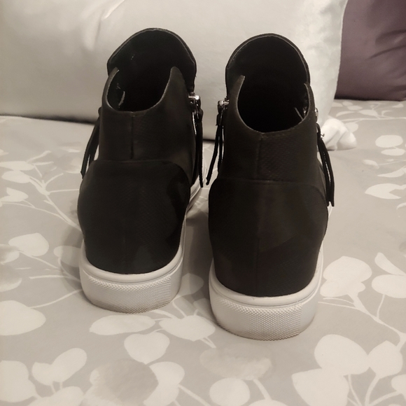 Steve Madden Caliber platform sneakers - Picture 3 of 6